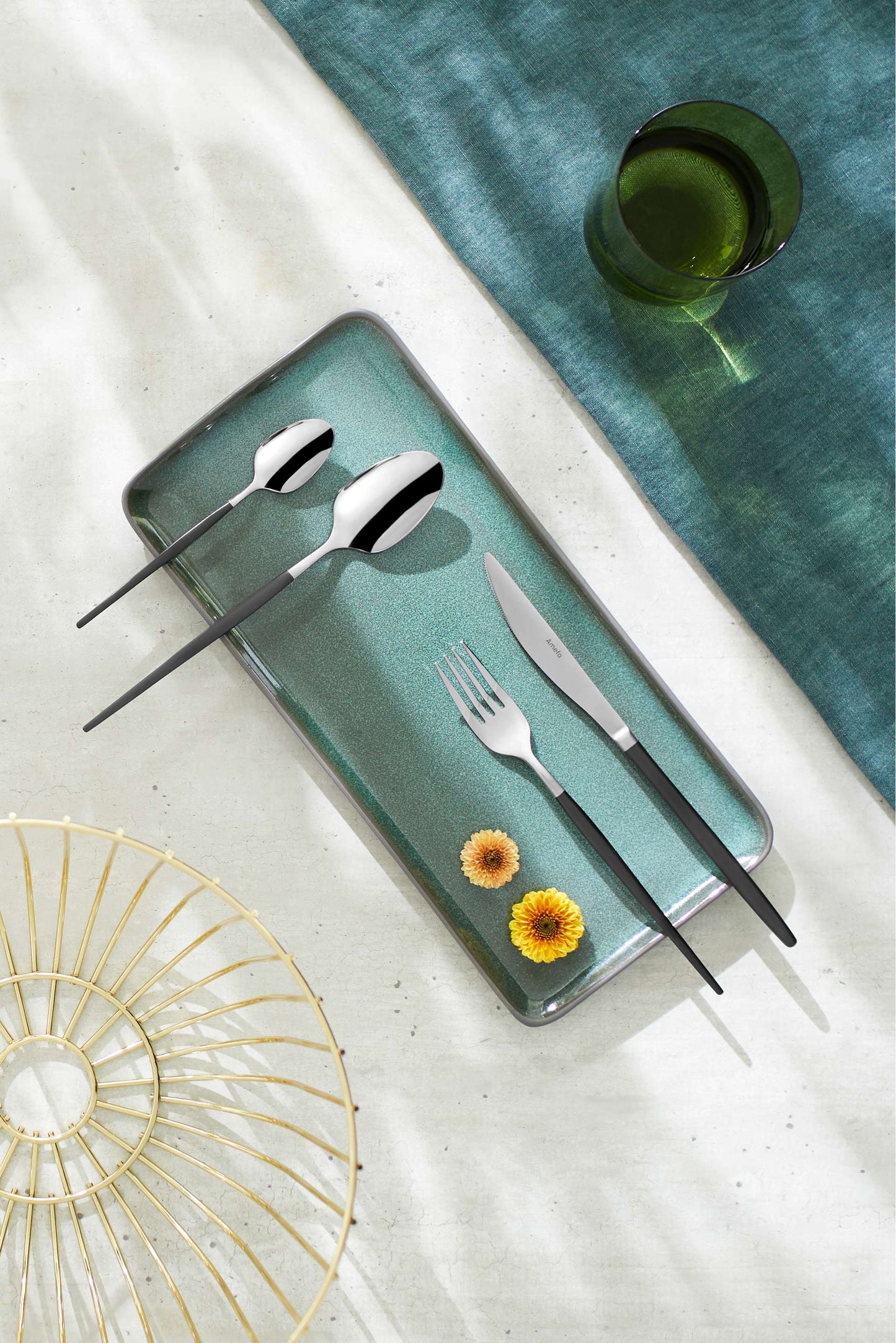 Soprano Cutlery Set - 4 Persons - 16 Pieces - Black