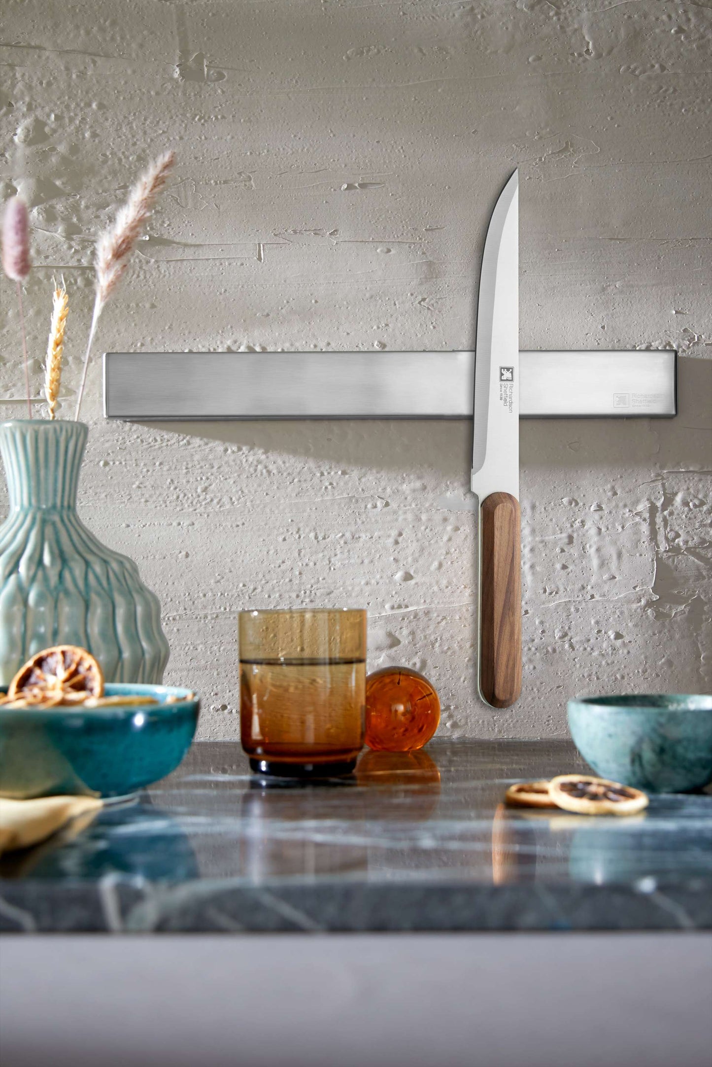 Timber carving knife